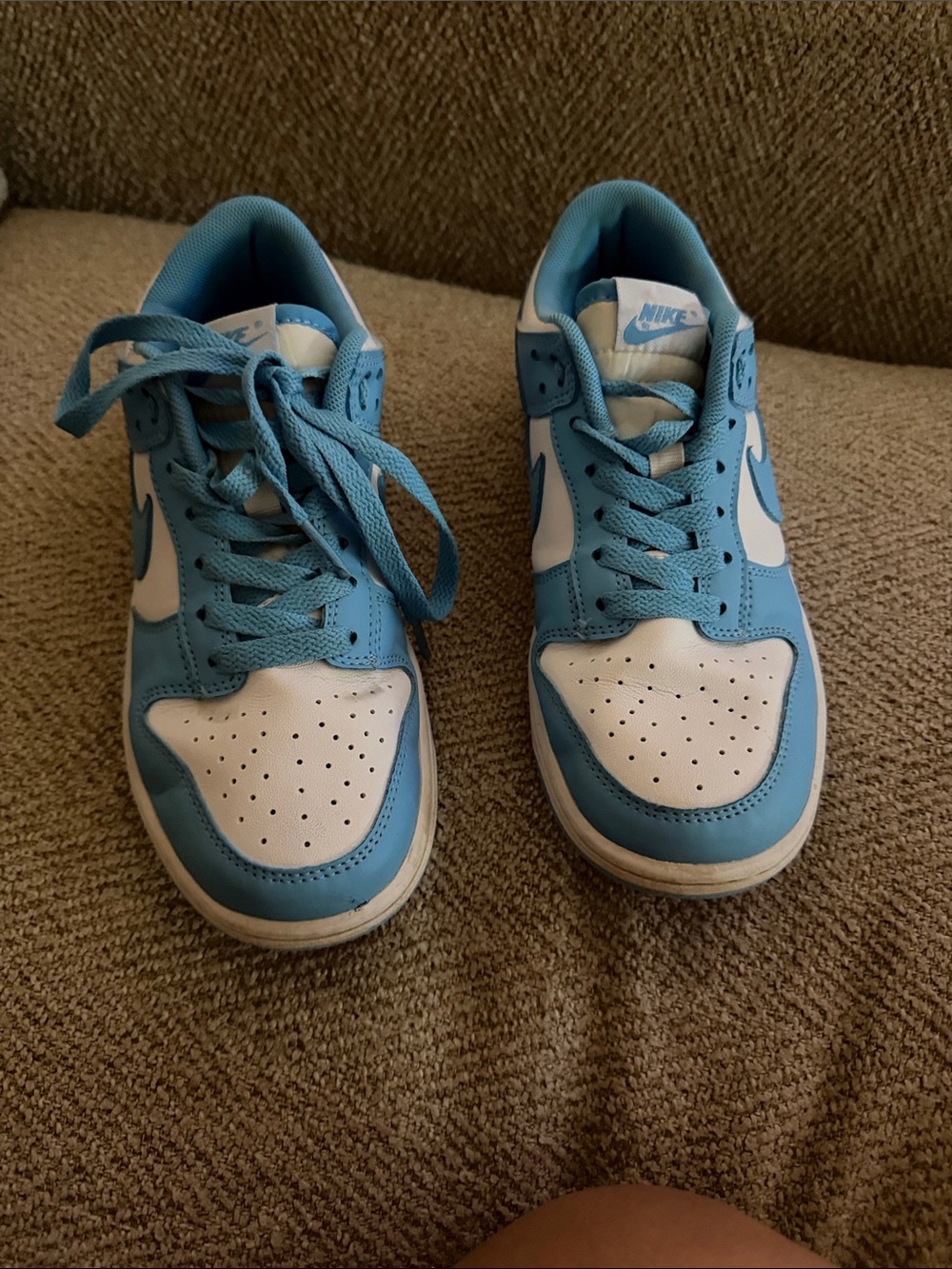 Nike Kids White and Light Blue Low-Top Sneakers